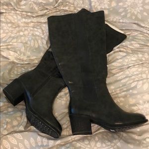 Torrid size 9 dark gray tall boots